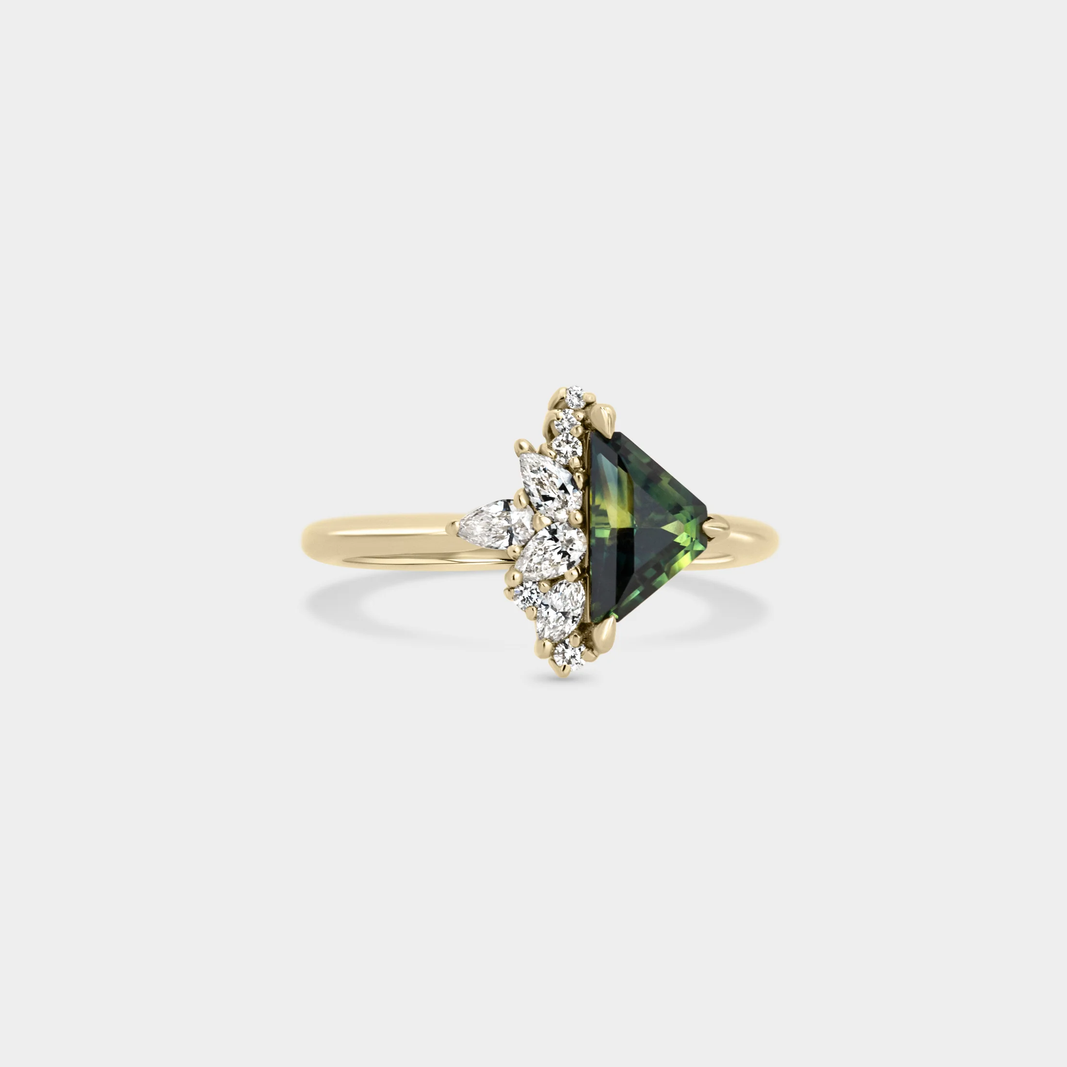 0.94ct Irregular Cluster of Parti Sapphire & Diamond - Image 2