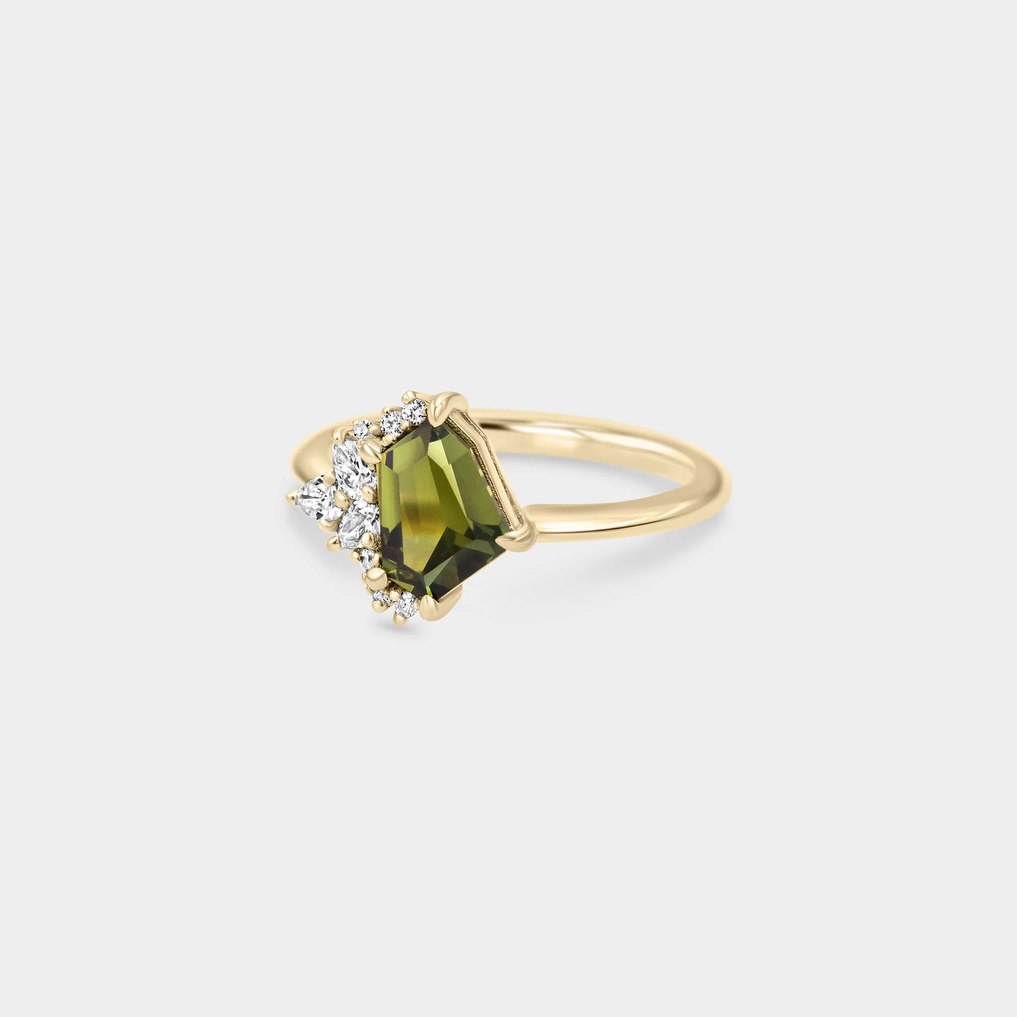 1.45ct Irregular Cluster of Green Sapphire - Image 3