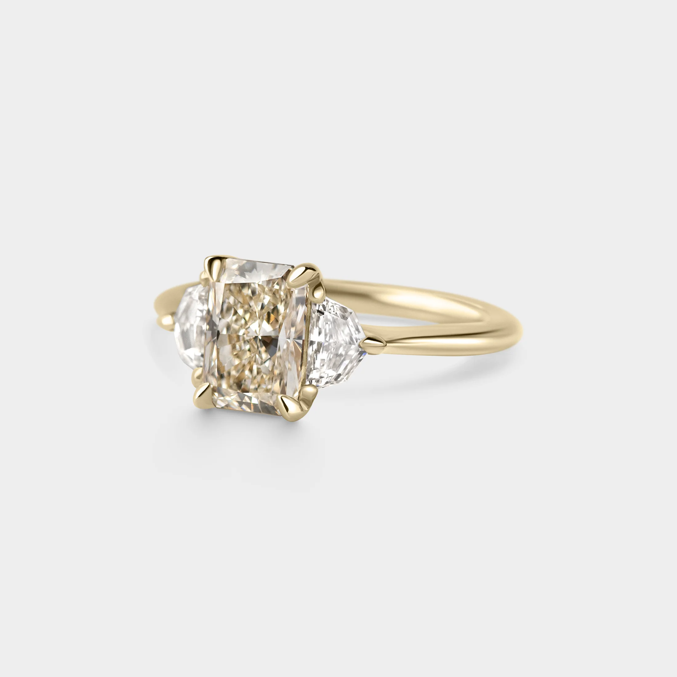 1.01ct Three Stone of Lab Grown Radiant & Cadillac - Image 3