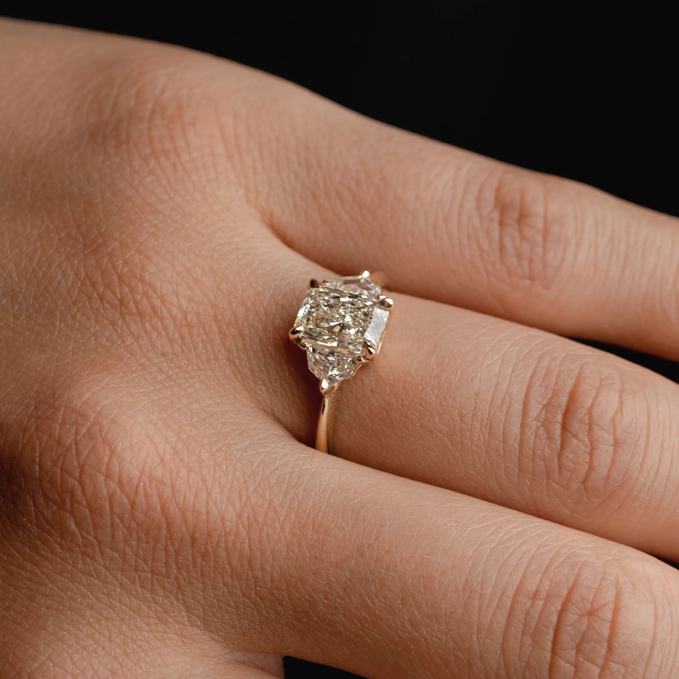 1.01ct Three Stone of Lab Grown Radiant & Cadillac - Image 6