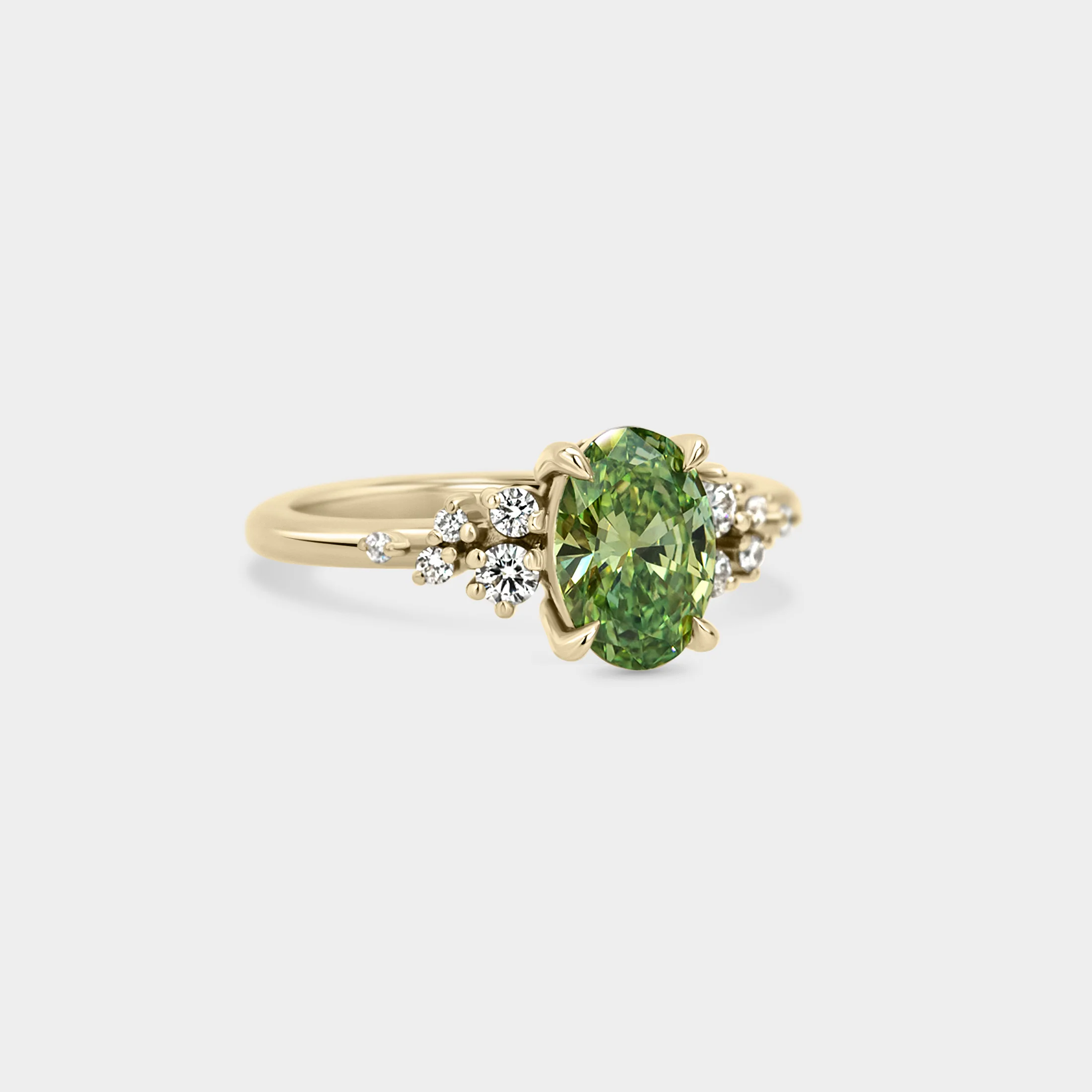 1.12ct Green Lab Oval & Spray Cluster - Image 2