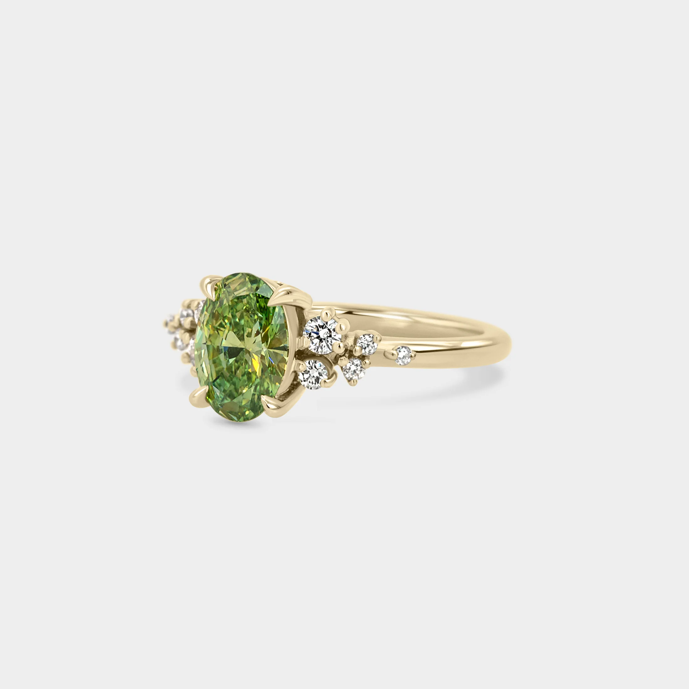 1.12ct Green Lab Oval & Spray Cluster - Image 3