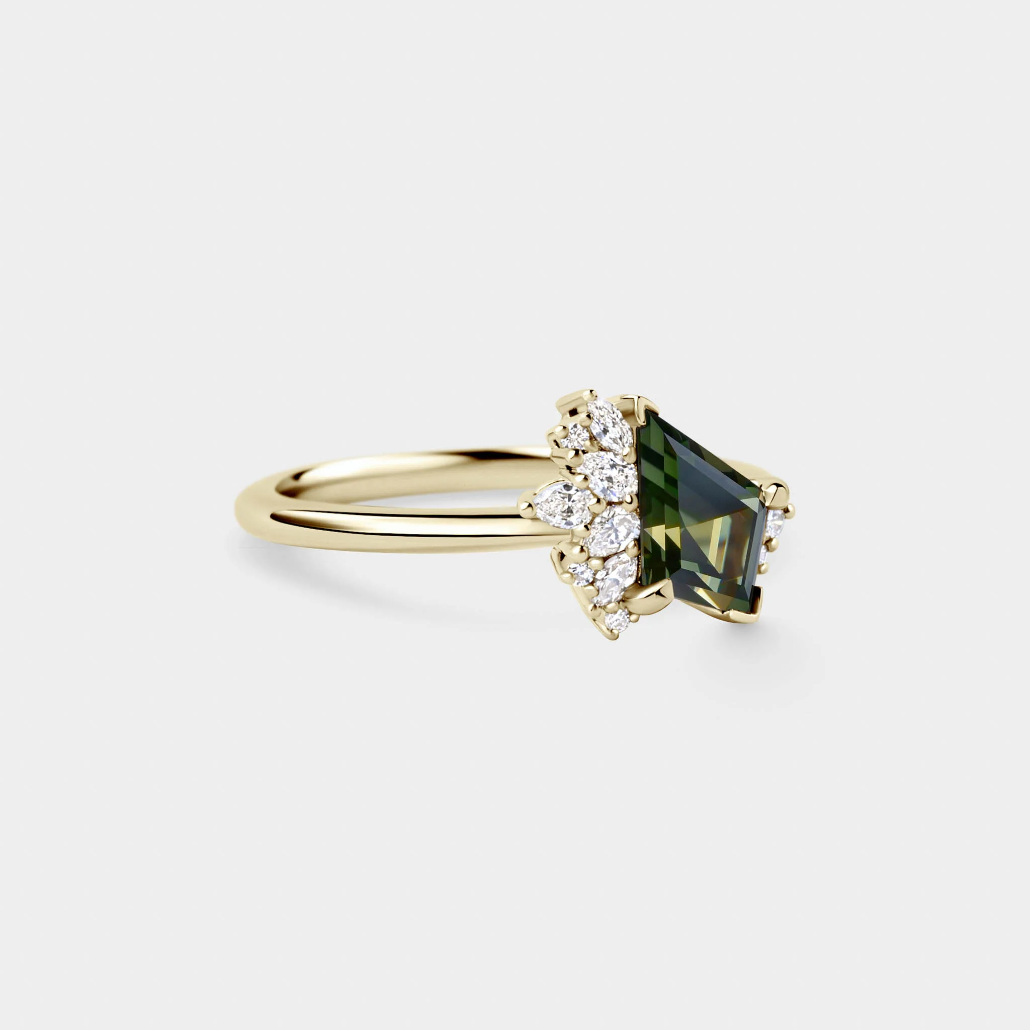 1.23ct Irregular Cluster of Kite Sapphire & Diamond