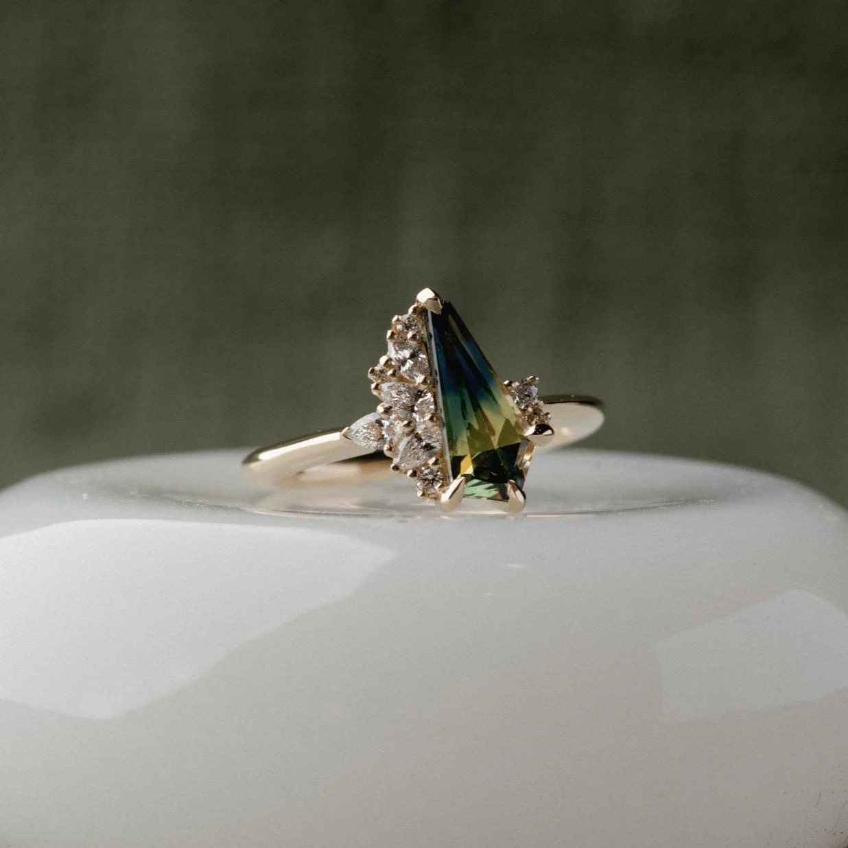 1.30ct Irregular Cluster of Sapphire & Diamond - Image 6