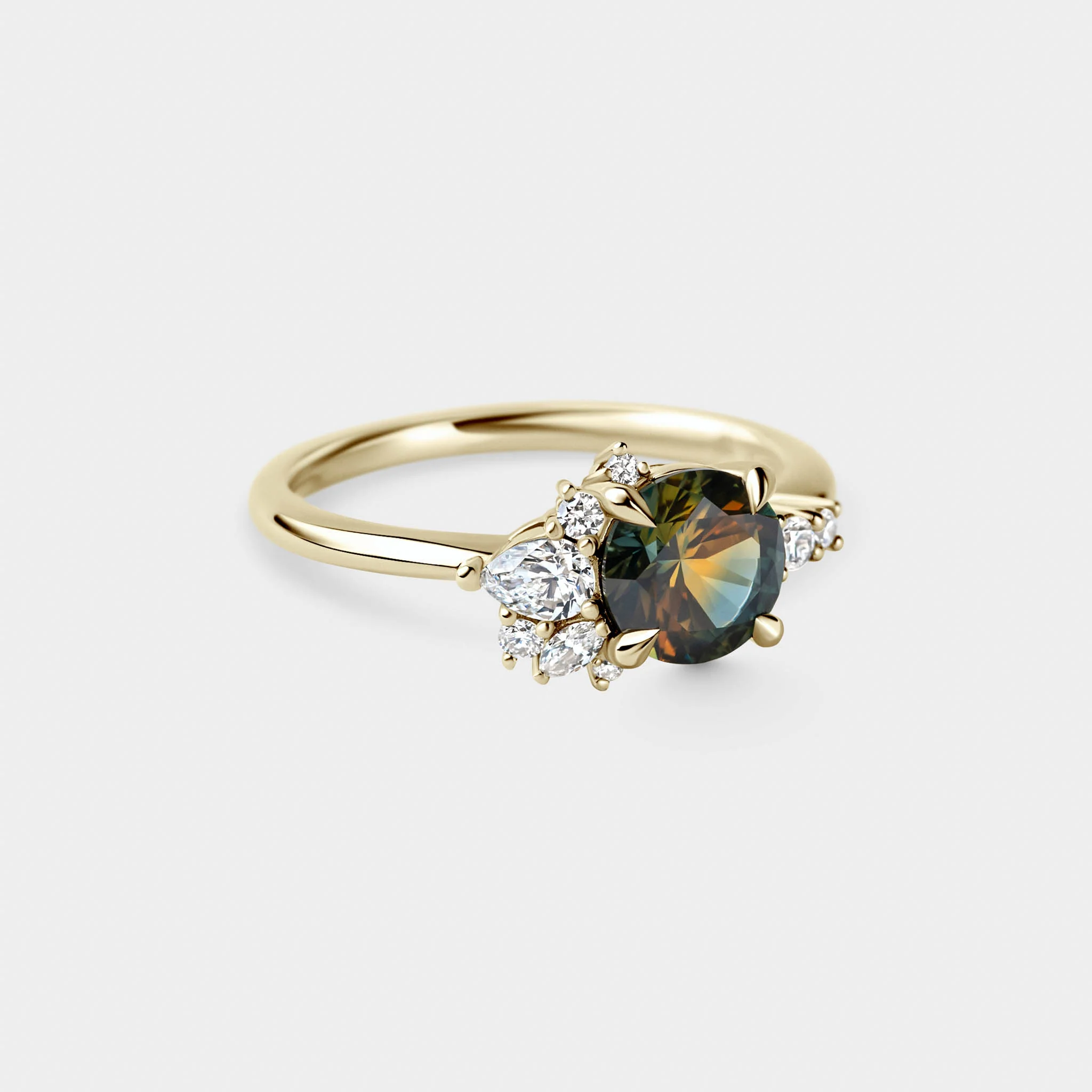 1.33ct Asymmetrical Cluster of Round Parti Sapphire & Diamond - Image 4