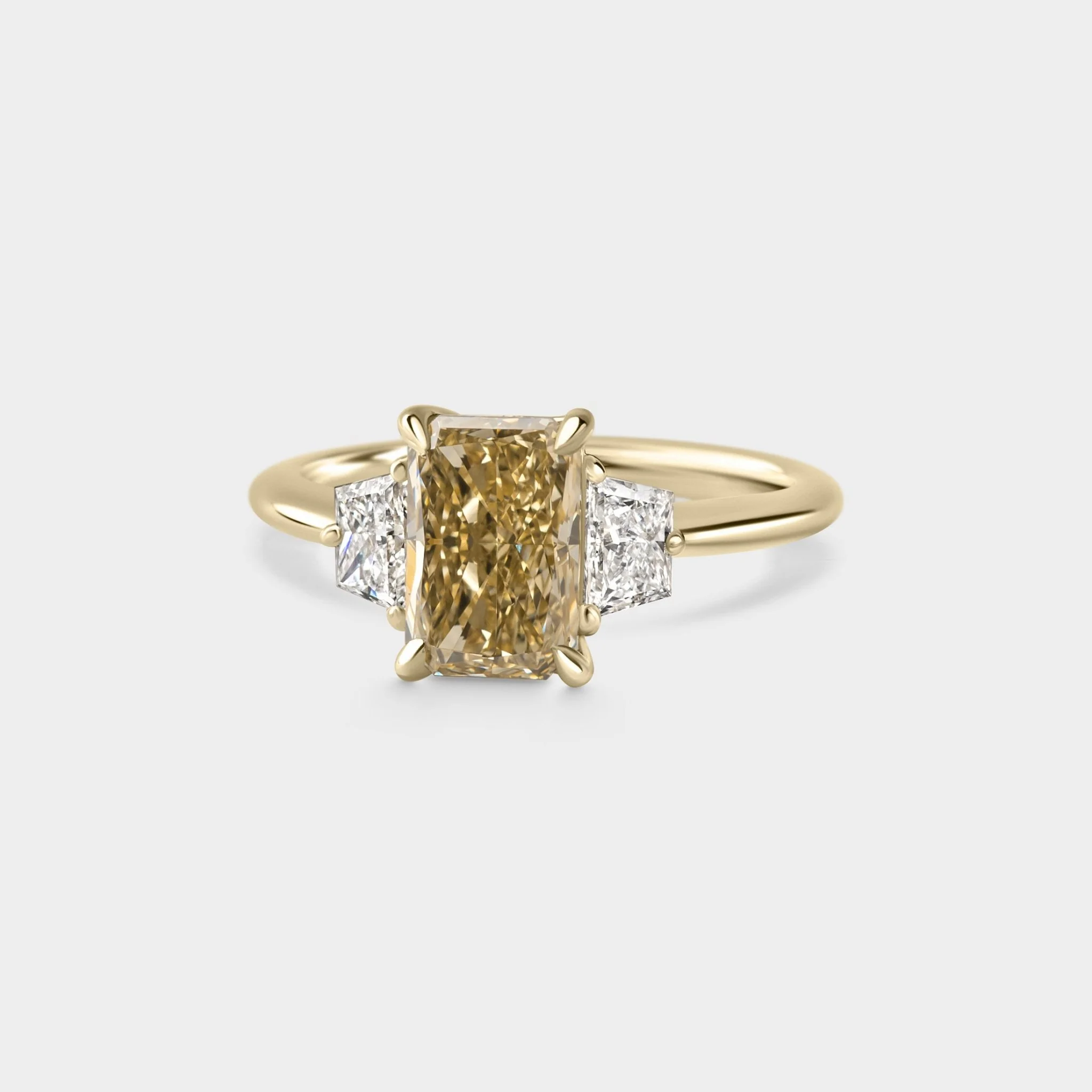 1.74ct Three Stone of Radiant & Diamond - Image 3