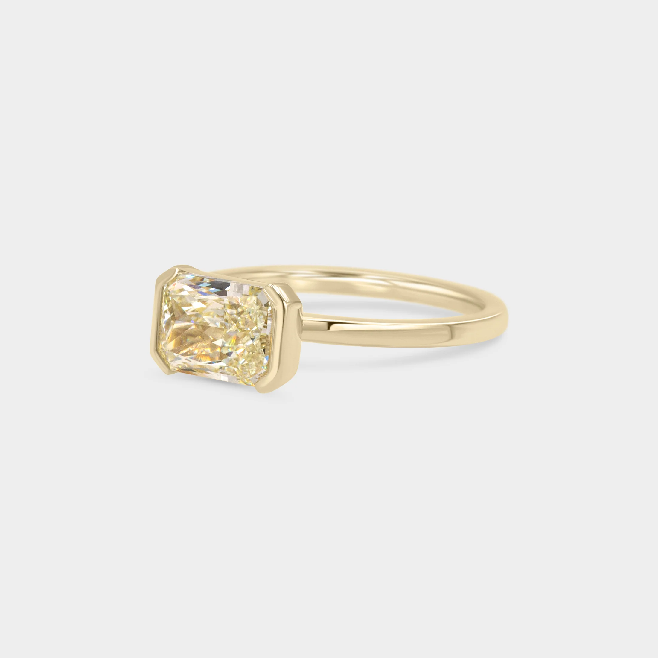 2.03ct East West Half Bezel of Fancy Yellow - Image 3