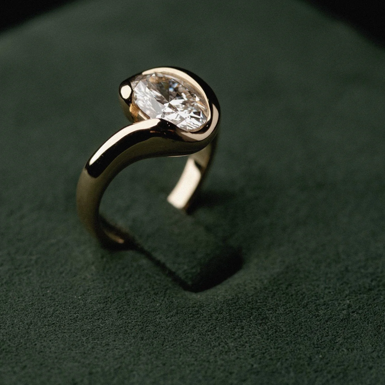 2.04ct Organic Wrap Solitaire of Lab Grown Oval - Image 5