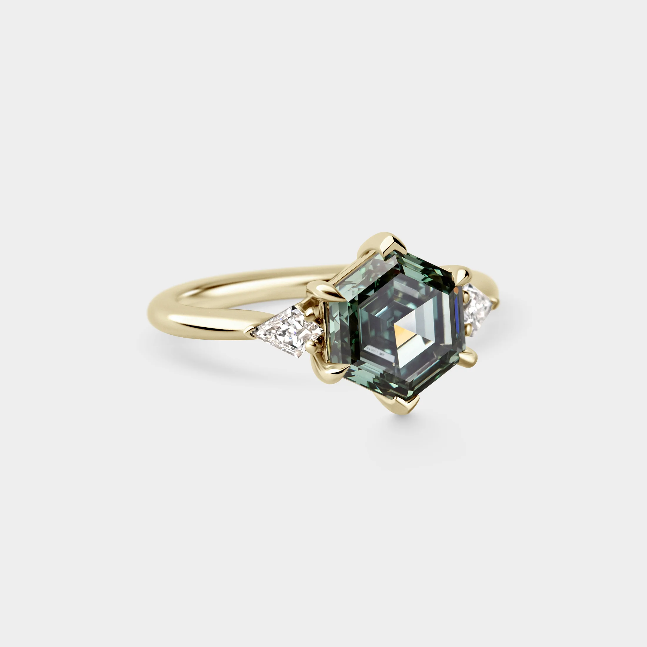 2.49ct Three Stone of Hex & Kite Lab Grown Diamond - Image 3