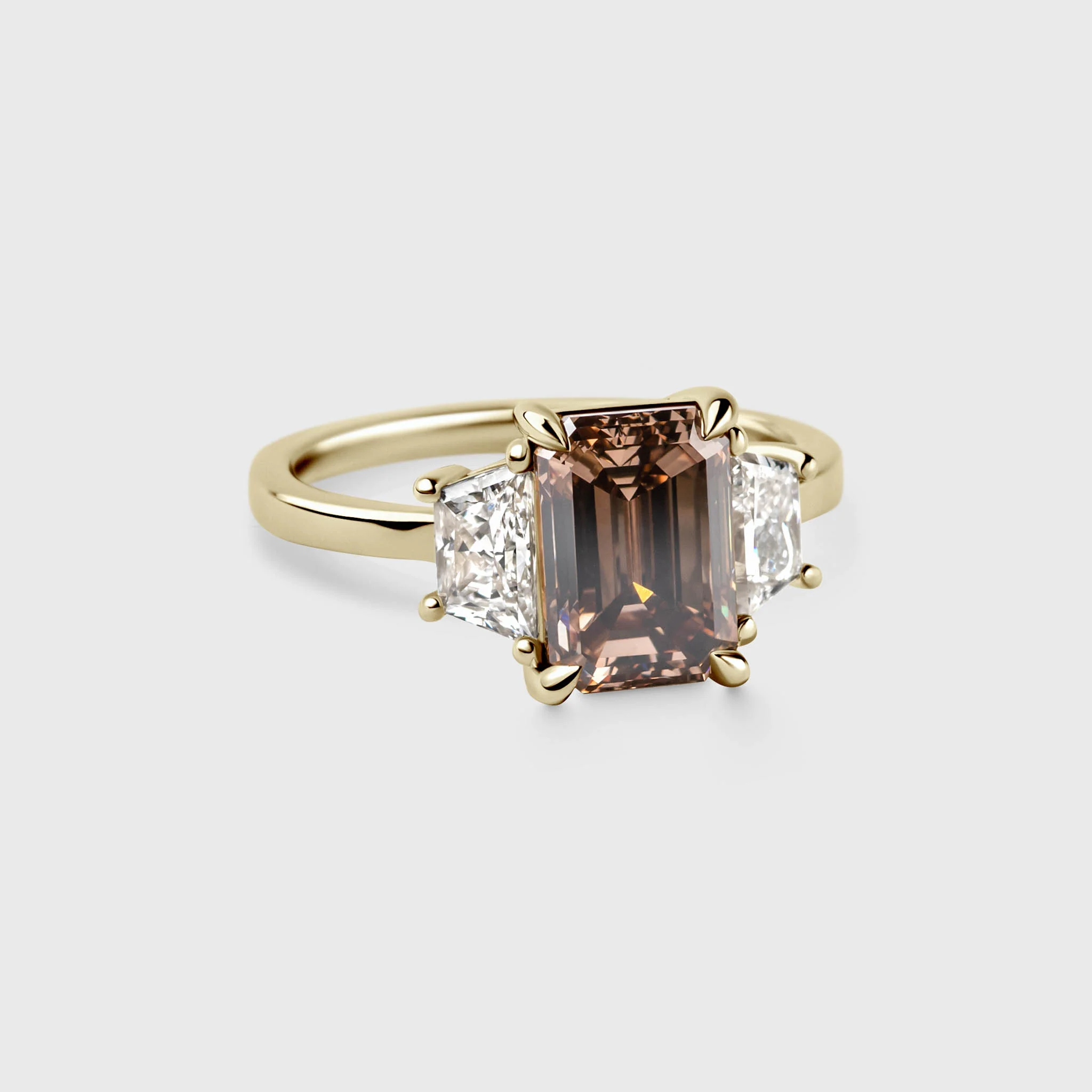 2.52ct Three Stone of Champagne Emerald & Trapezoid - Image 2