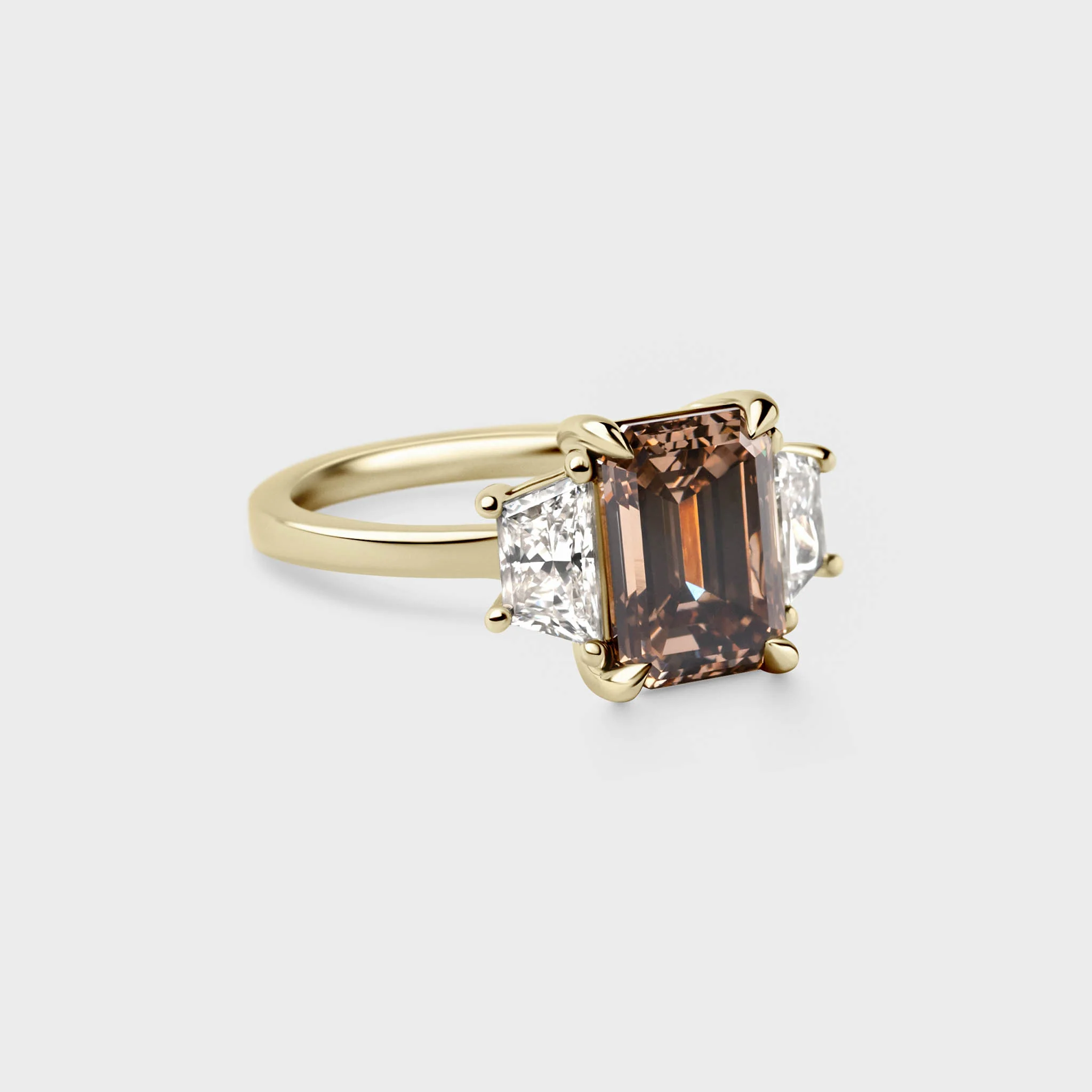 2.52ct Three Stone of Champagne Emerald & Trapezoid - Image 3