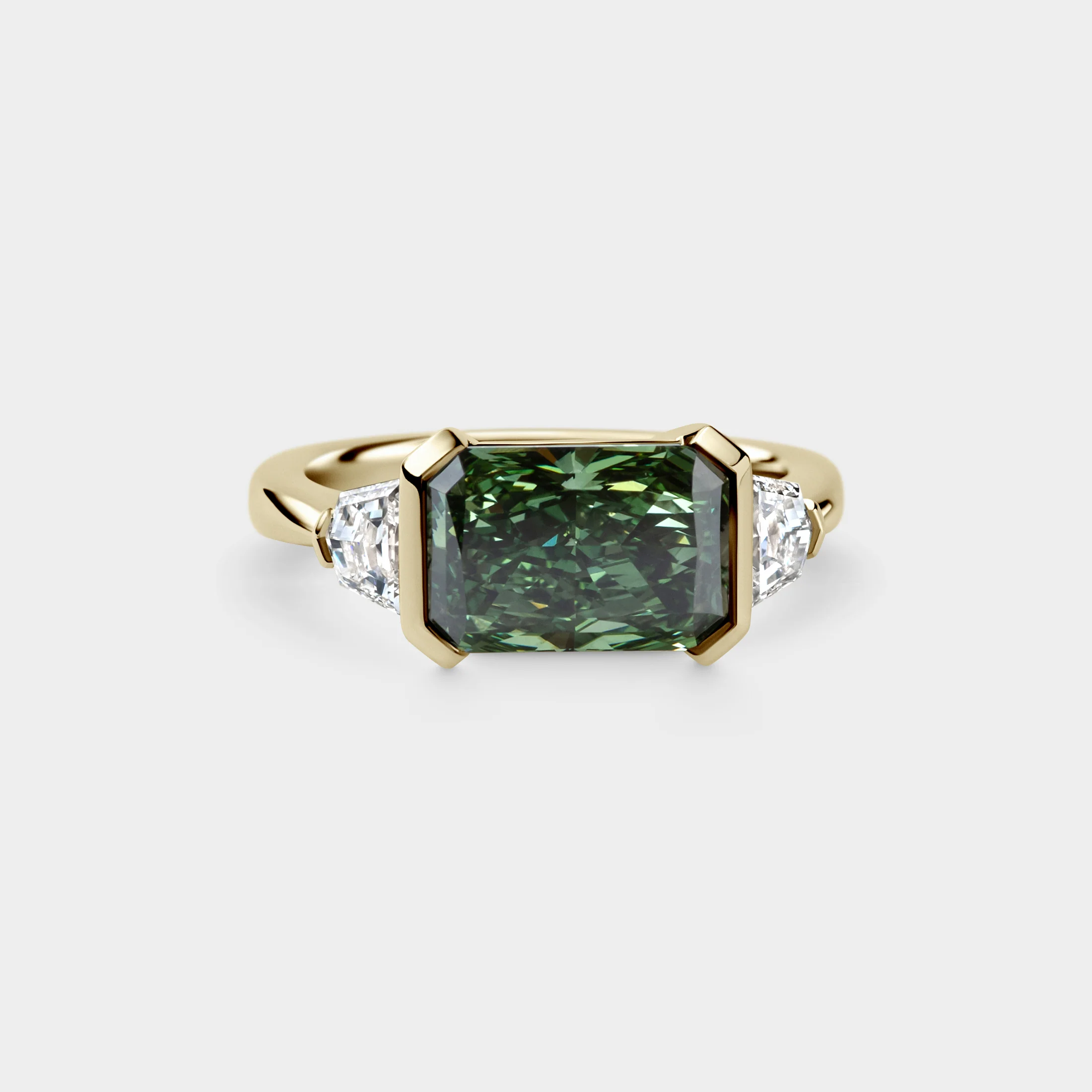 2.92ct Three Stone of Radiant & Cadillac Cut - Image 2