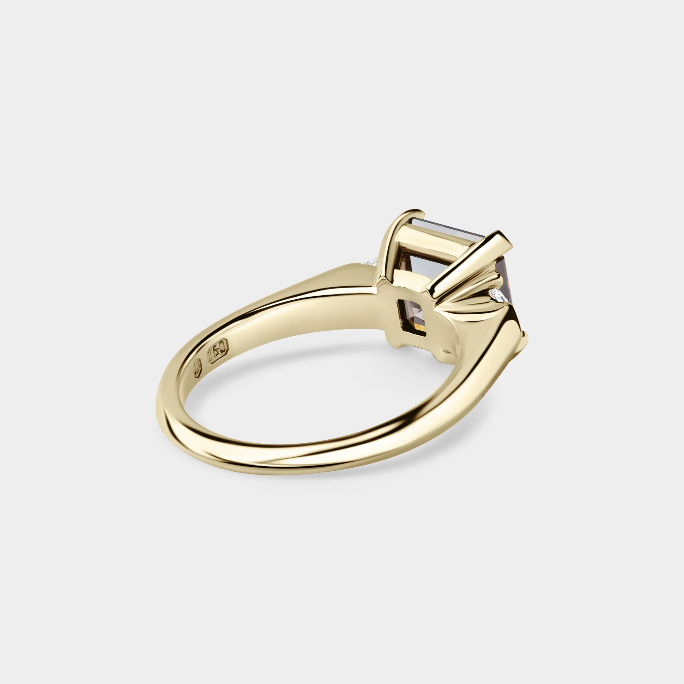 3.02ct Three Stone of Champagne Asscher & Trillion - Image 5