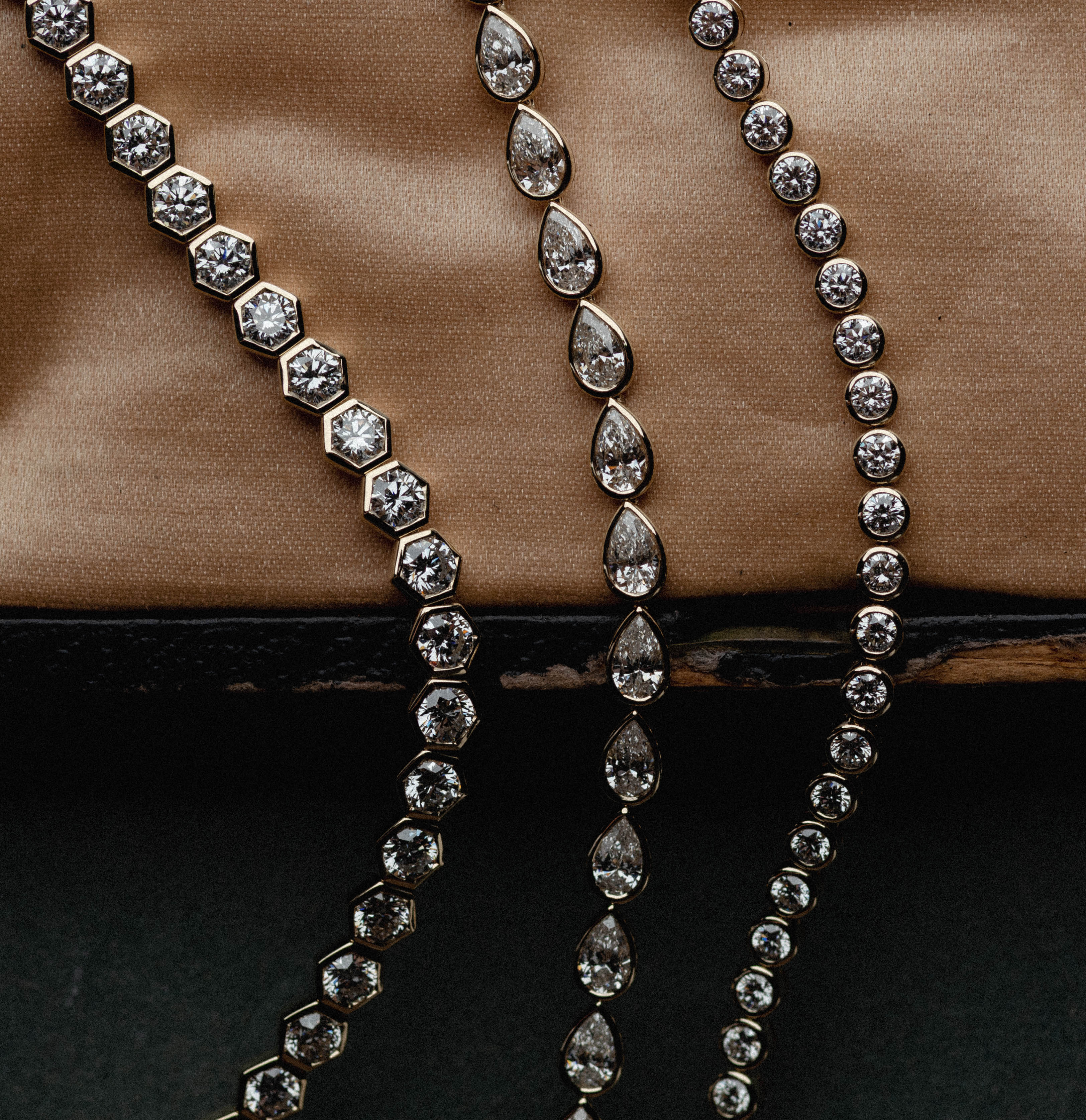 Round Bezel Diamond Tennis Bracelet - Image 5