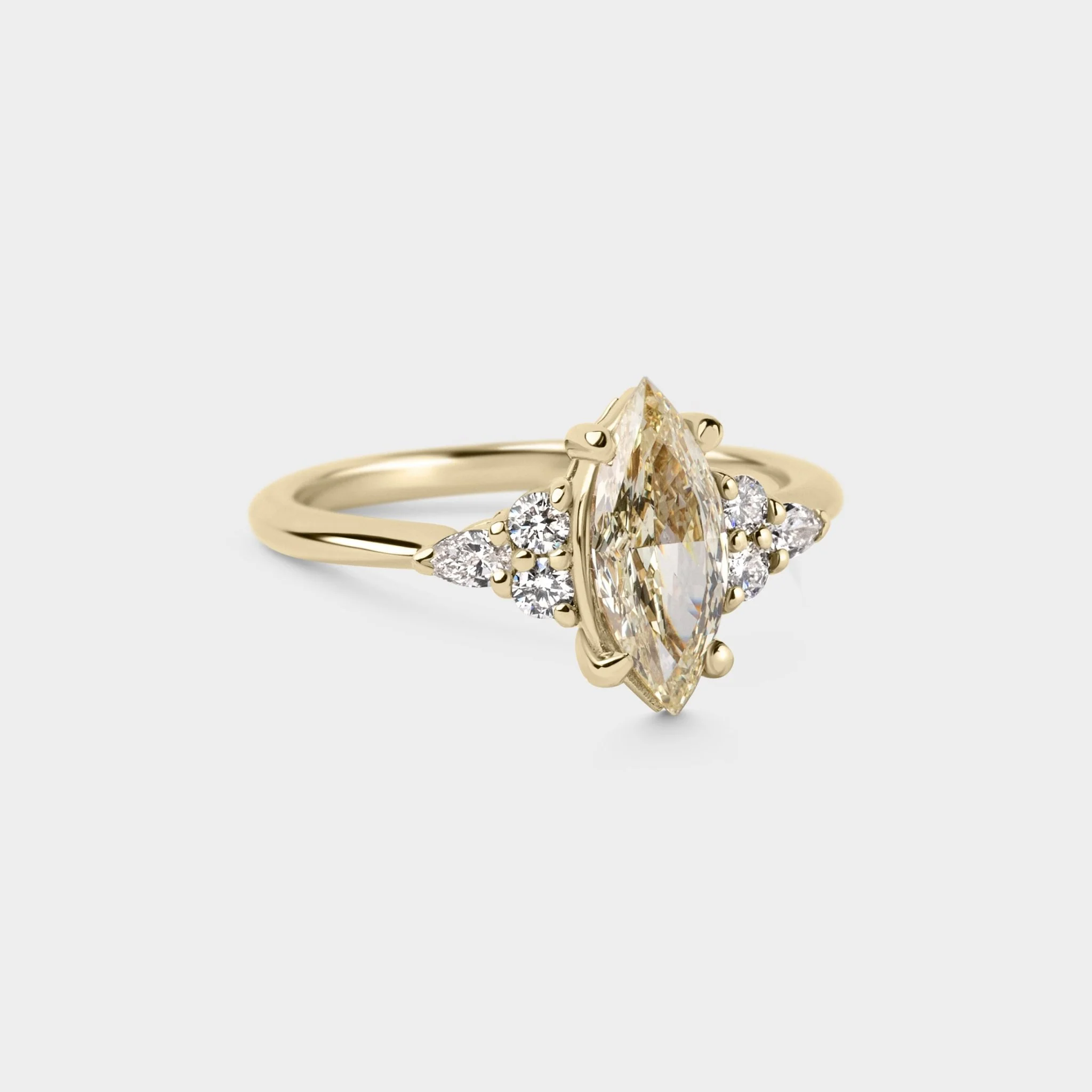 1.03ct Symmetrical Cluster of Warm White Marquise Diamond - Image 6