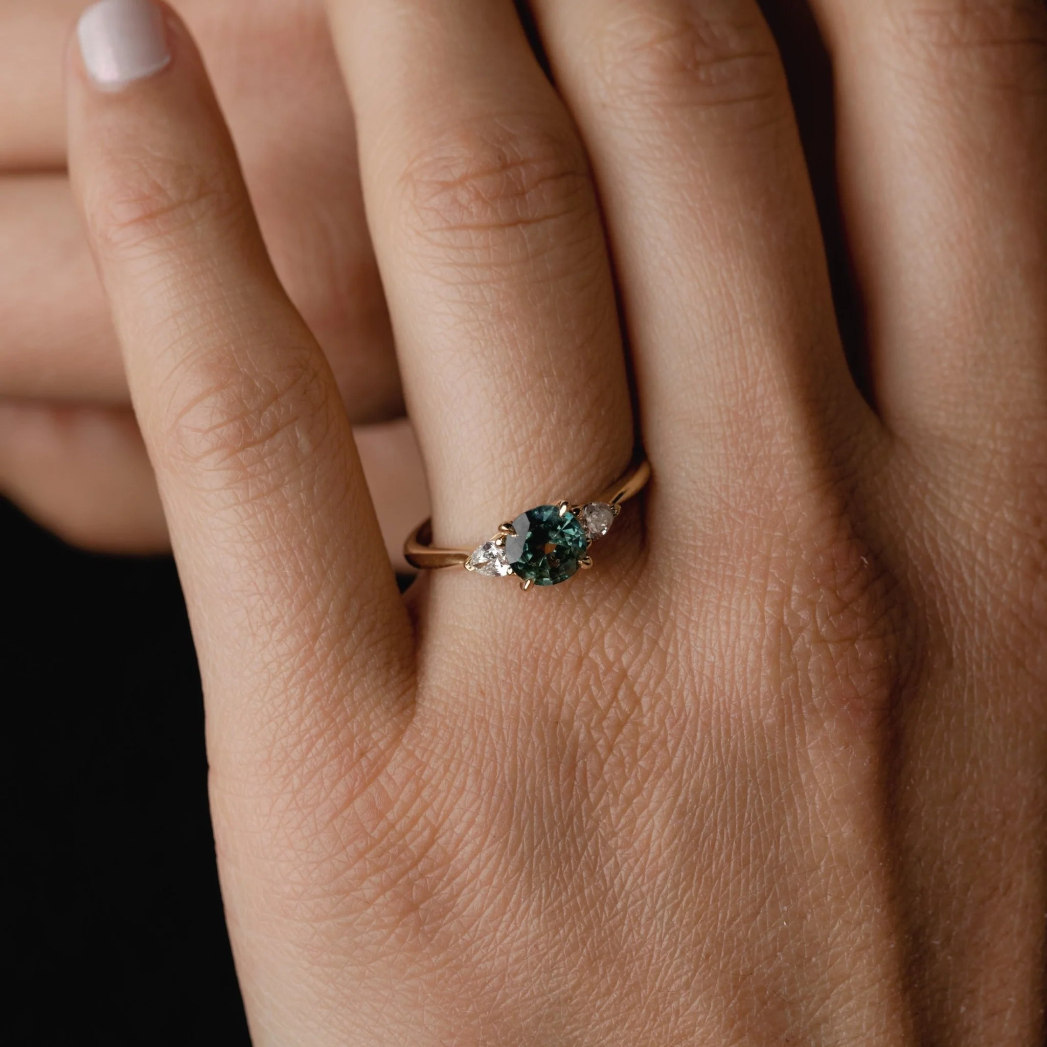 Three Stone of Sapphire & Diamond - Image 7