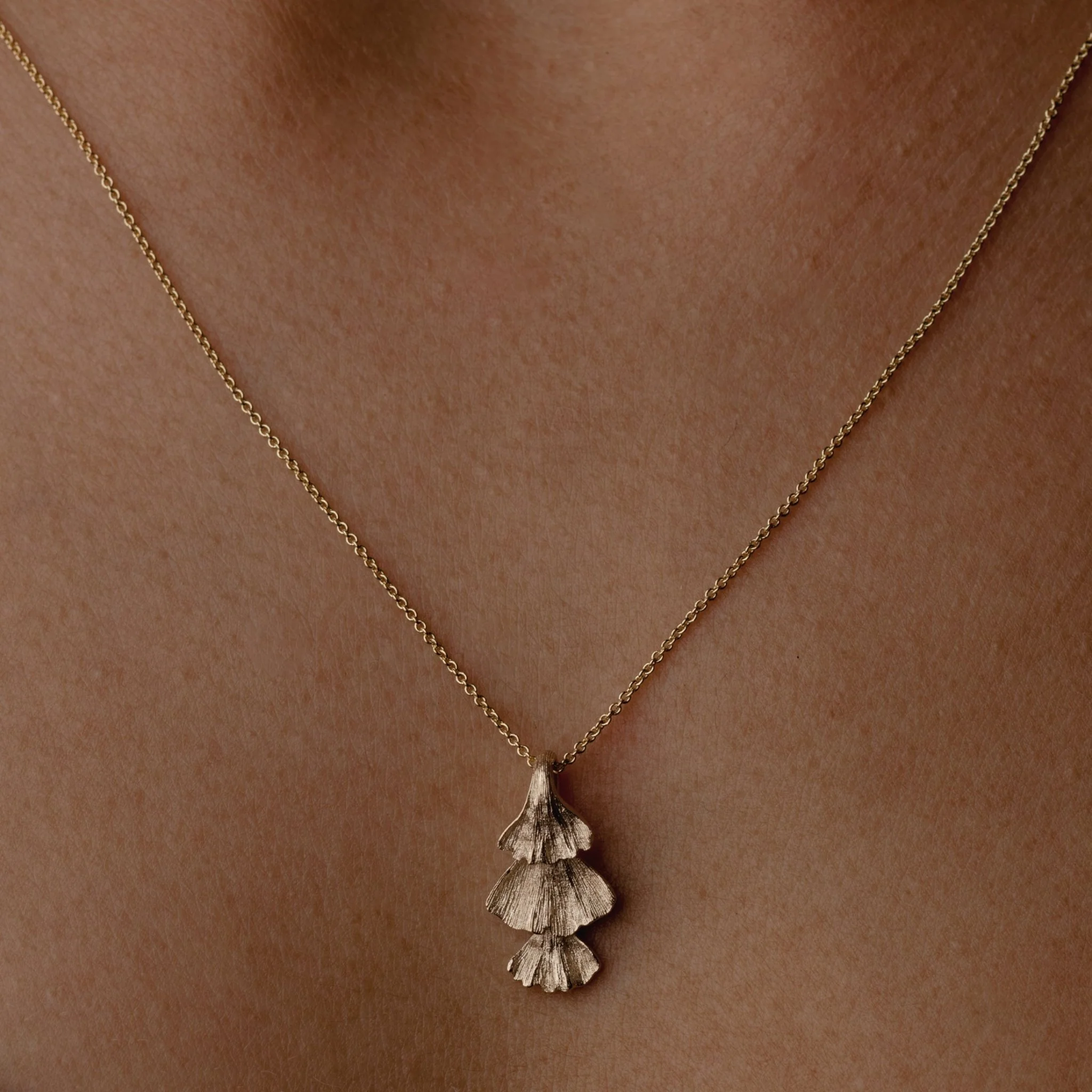 Tri-Ginkgo Pendant - Image 2